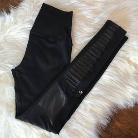 ALO High Waist Moto Leggings❤️🔥 - Picture 4 of 6